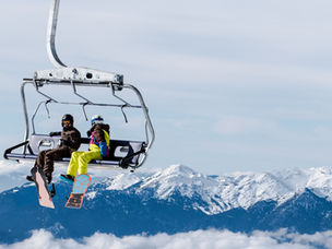 Top-rated Ski Areas and Resorts to Hit the Slopes